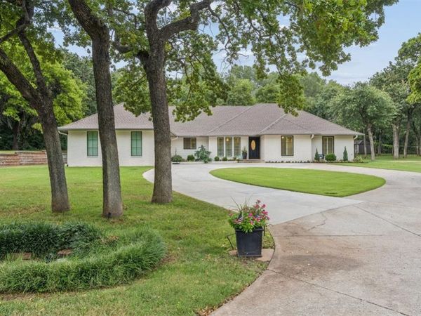 10200 E Apple Valley Road, Oklahoma City, OK 73151