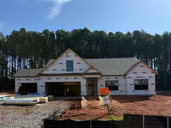 330 Weslyn Drive , Social Circle, GA 30025