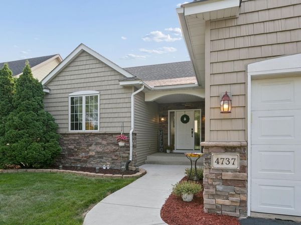 4737 Zane Avenue N, Crystal, MN 55429