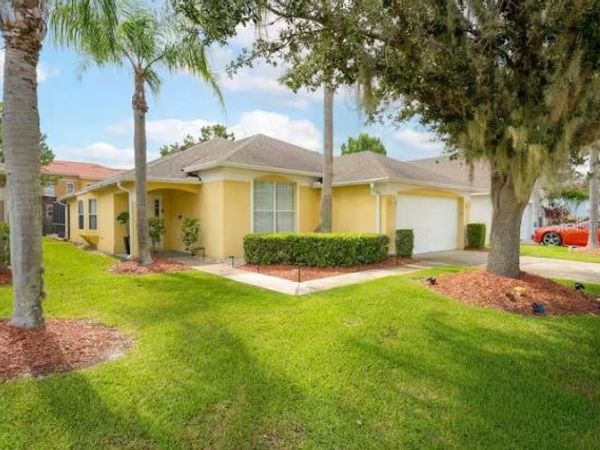 1017 LAKE BERKLEY DR , KISSIMMEE, FL 34746