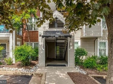 3305 WYNDHAM CIRCLE, Unit 353, ALEXANDRIA, VA 22302