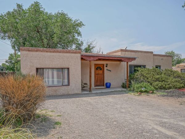 6809 Vermejo Drive NW, Albuquerque, NM 87107