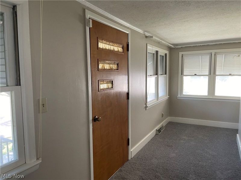 1383 Andrus Avenue , Akron, OH 44301 Photo 7