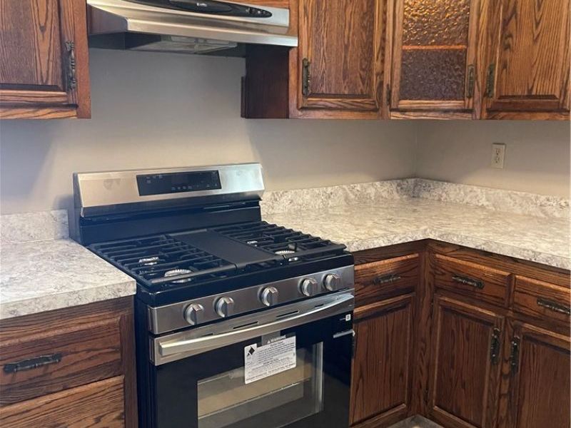 1383 Andrus Avenue , Akron, OH 44301 Photo 9