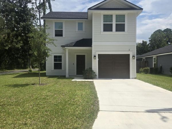 1405 CENTER, Green Cove Springs, FL 32043