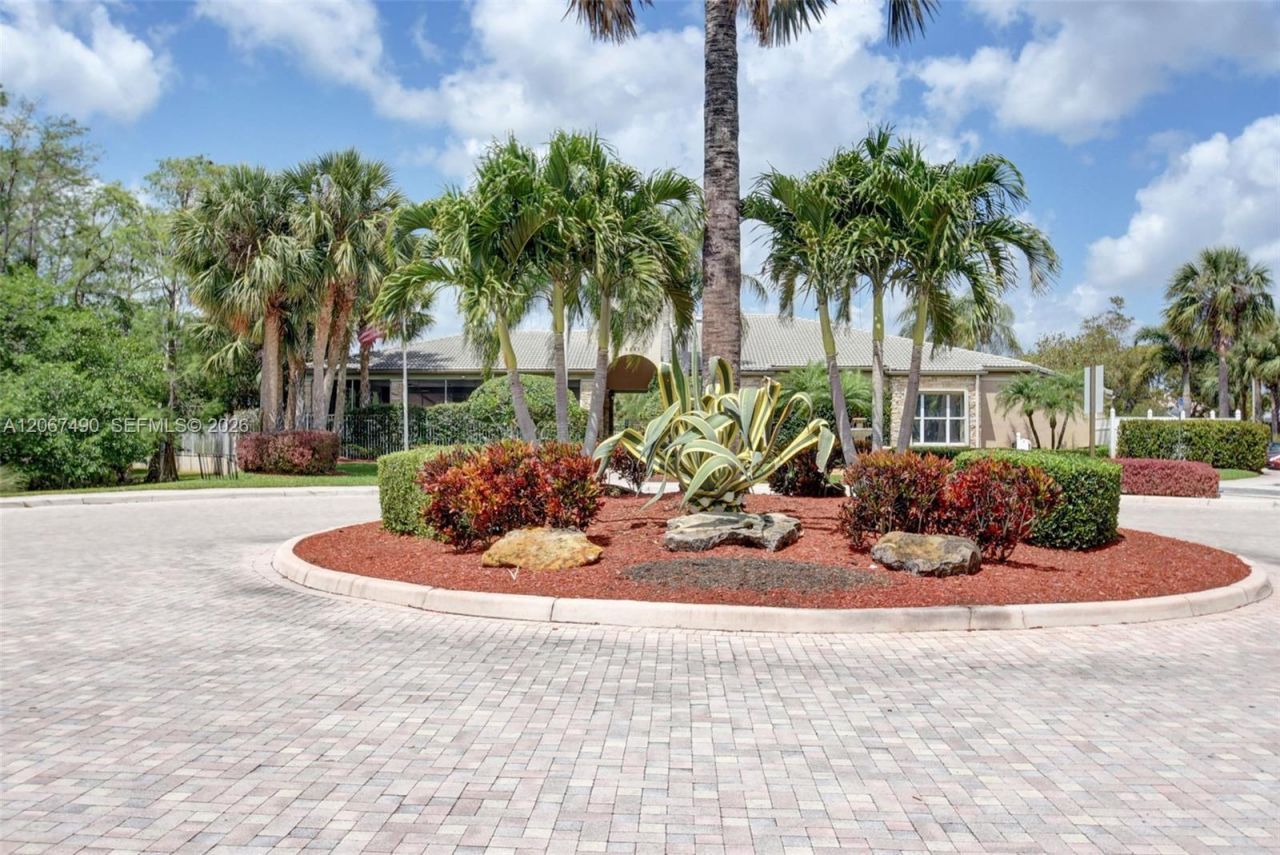6543 Marbletree Ln, Lake Worth, FL 33467 Photo