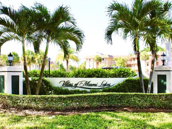 7440 Miami Lakes Dr, Unit F212, Miami Lakes, FL 33014