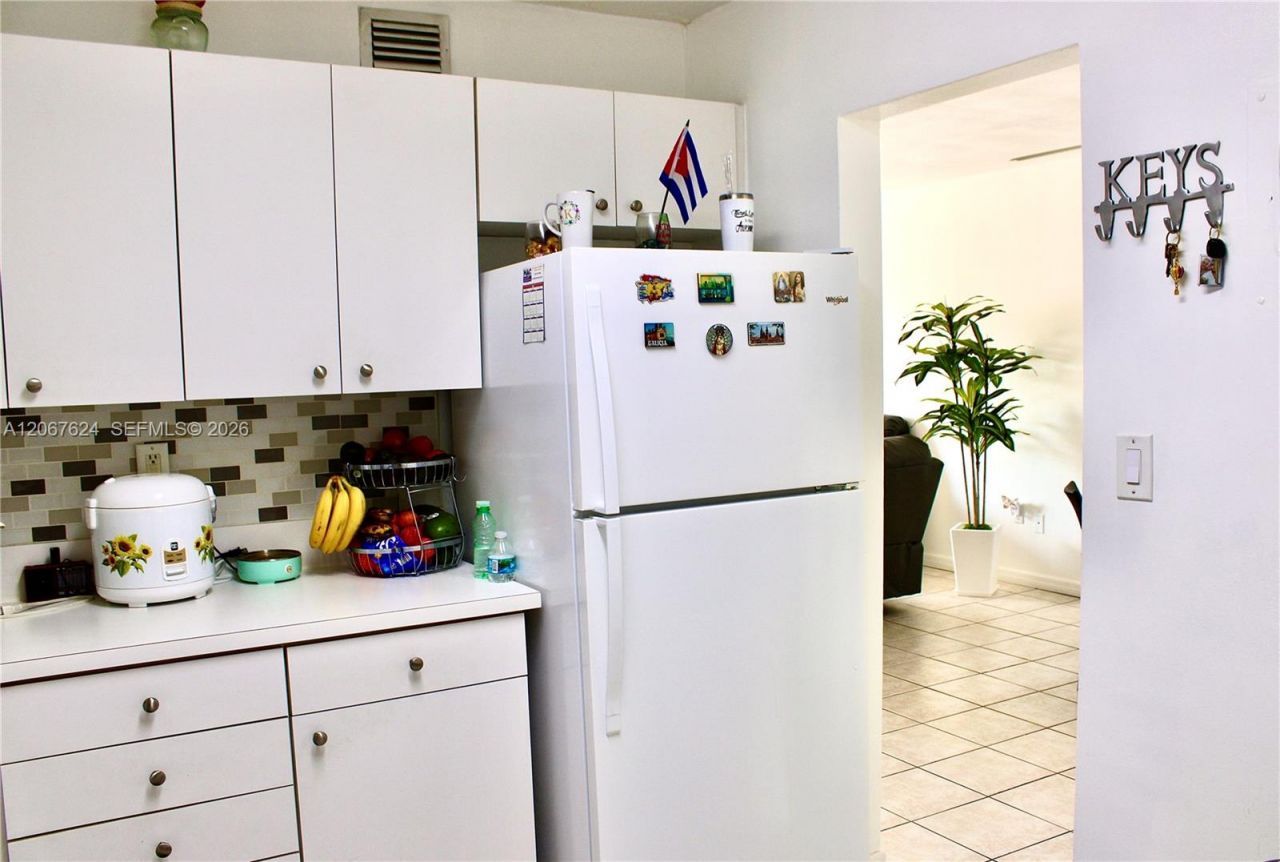 7440 Miami Lakes Dr, Unit F212, Miami Lakes, FL 33014 Photo