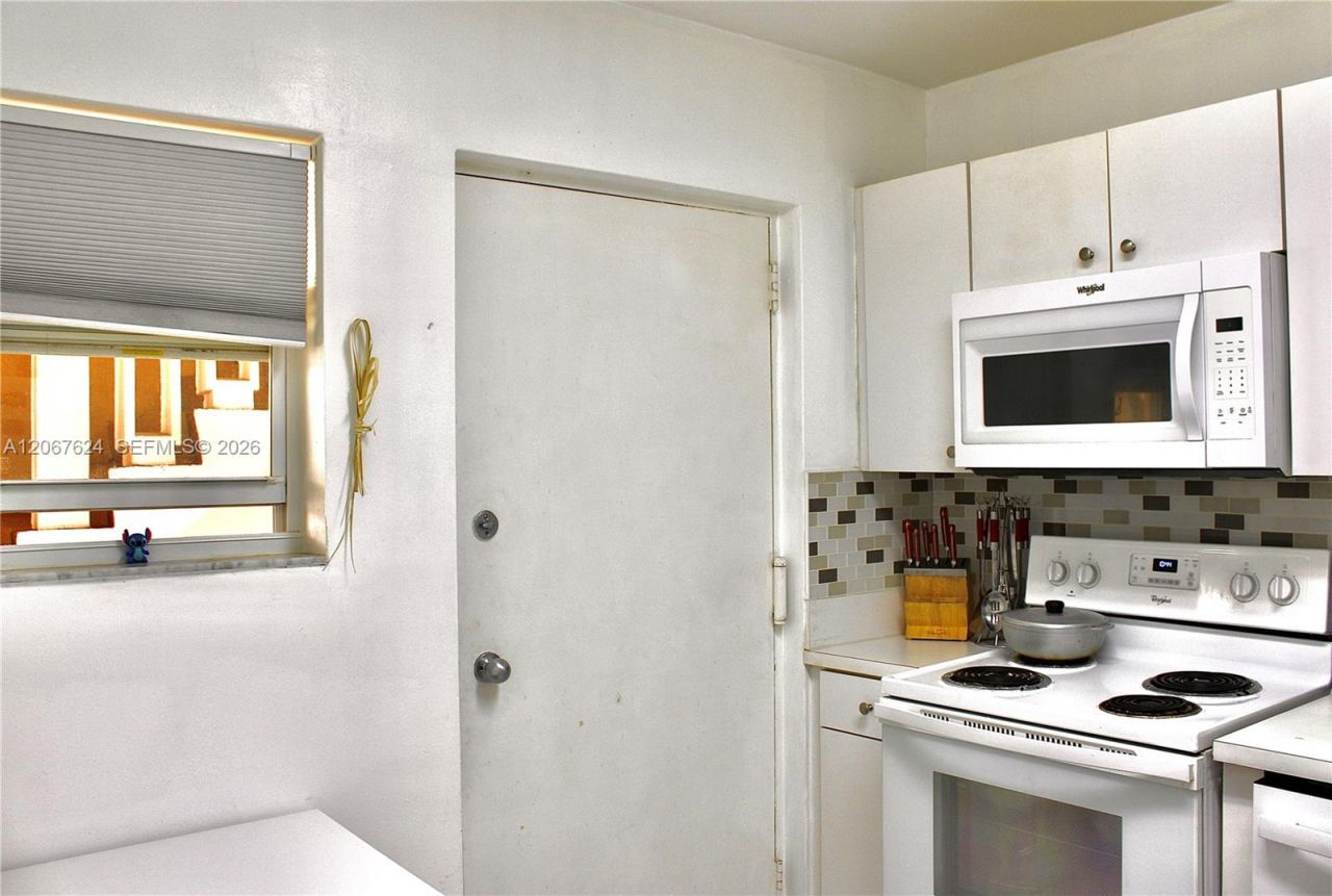 7440 Miami Lakes Dr, Unit F212, Miami Lakes, FL 33014 Photo