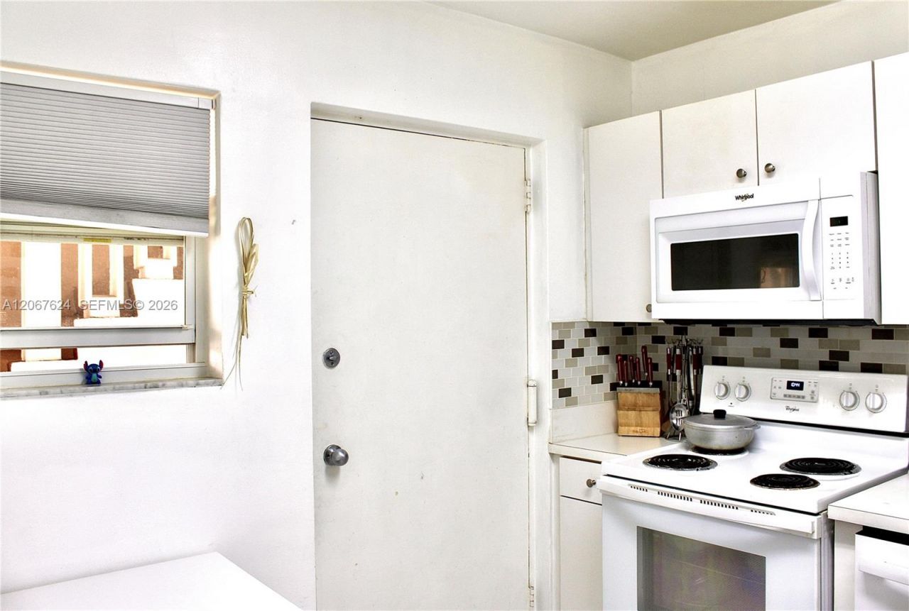 7440 Miami Lakes Dr, Unit F212, Miami Lakes, FL 33014 Photo