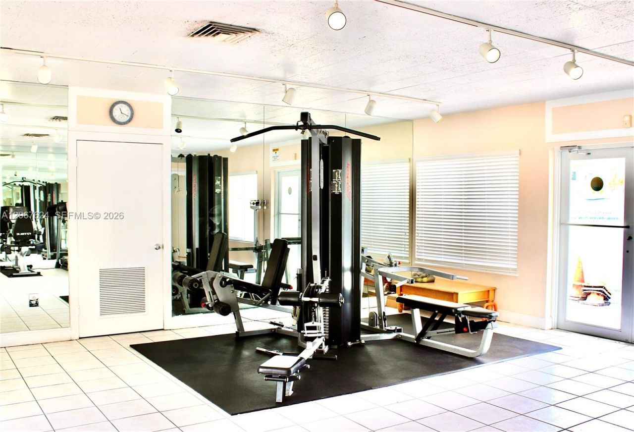7440 Miami Lakes Dr, Unit F212, Miami Lakes, FL 33014 Photo