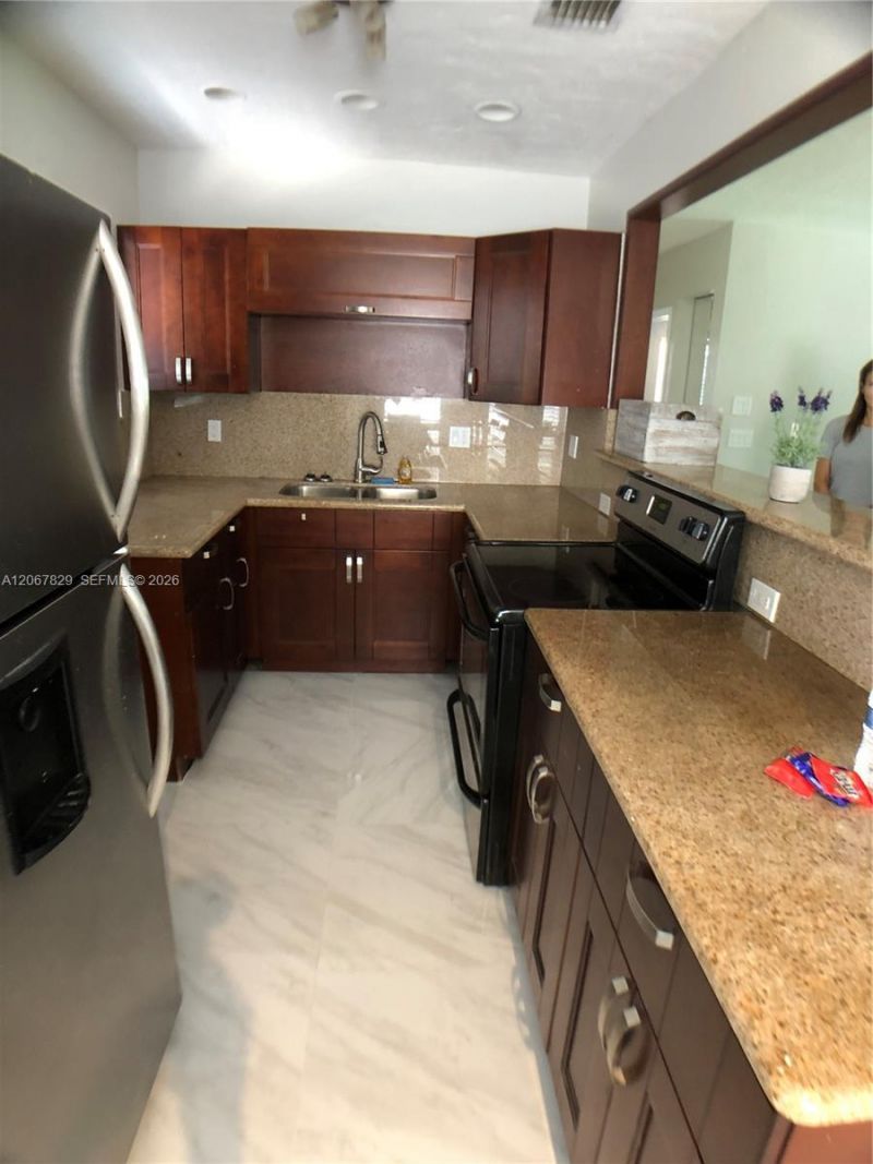 2111 Monroe Ter, Unit N/A, Hollywood, FL 33020 Photo