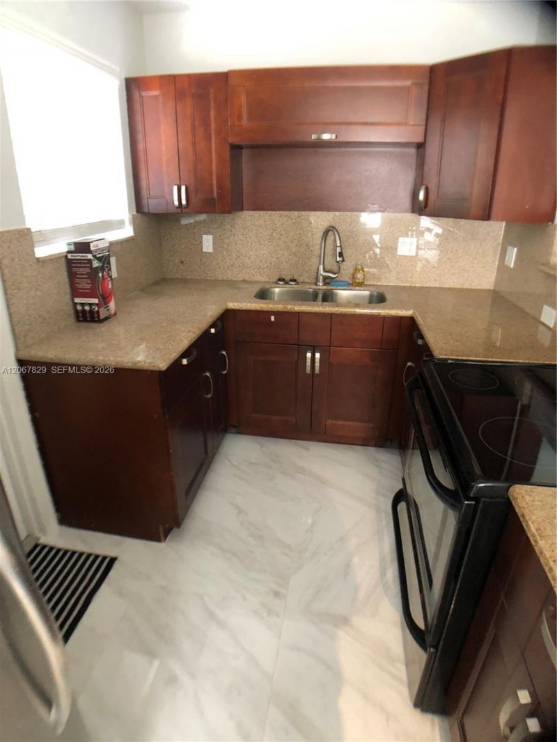 2111 Monroe Ter, Unit N/A, Hollywood, FL 33020 Photo