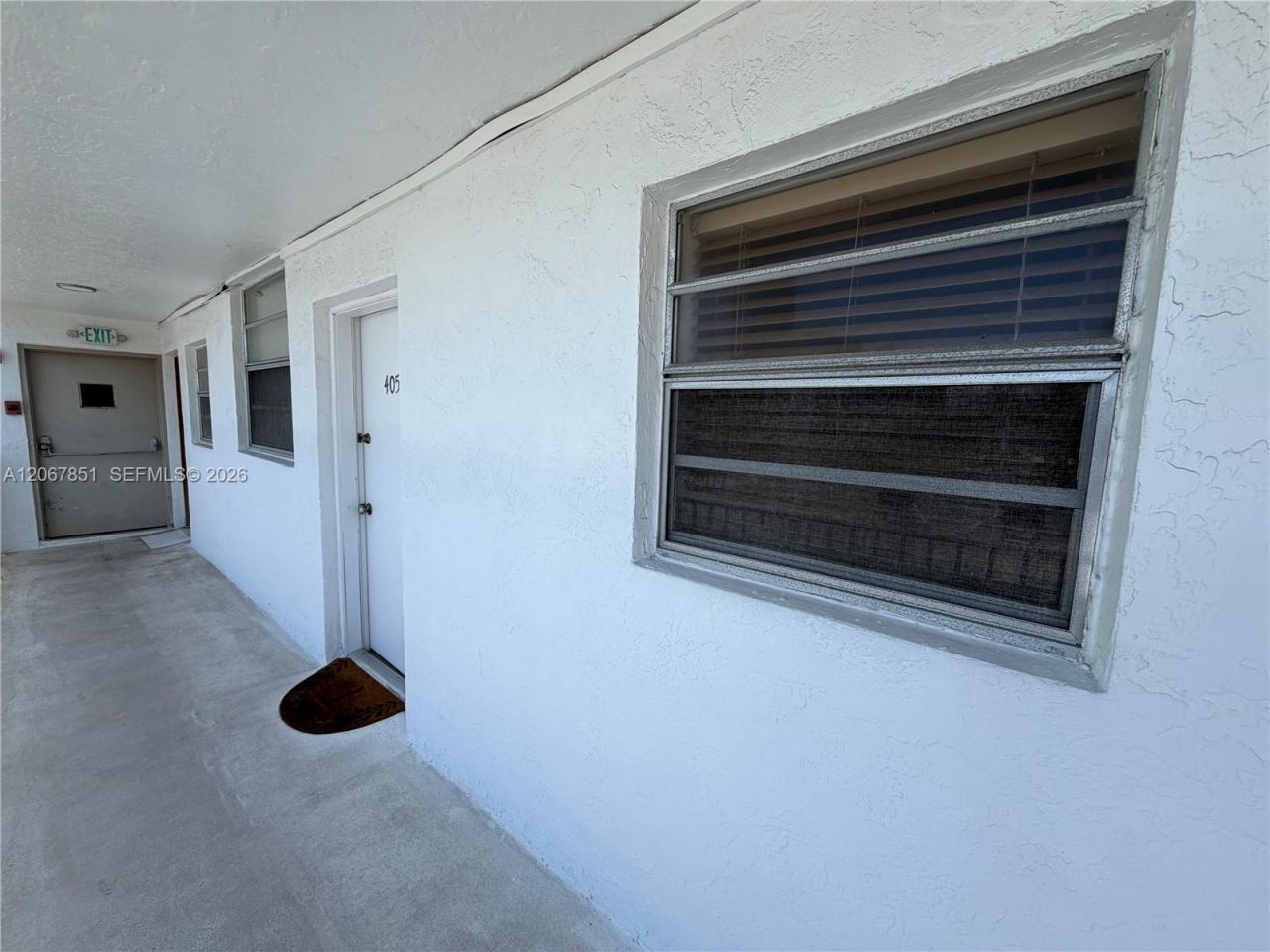 910 Michigan Ave, Unit 405, Miami Beach, FL 33139 Photo