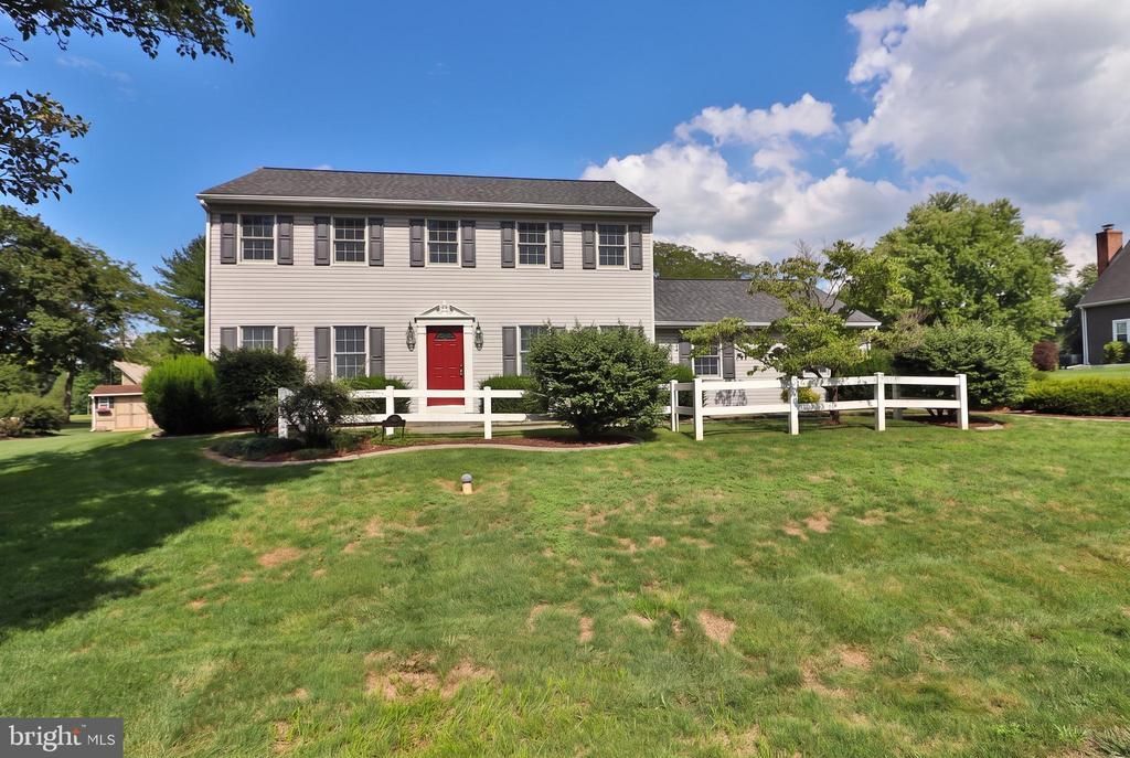 591 CROSSWINDS DRIVE , LITITZ, PA 17543