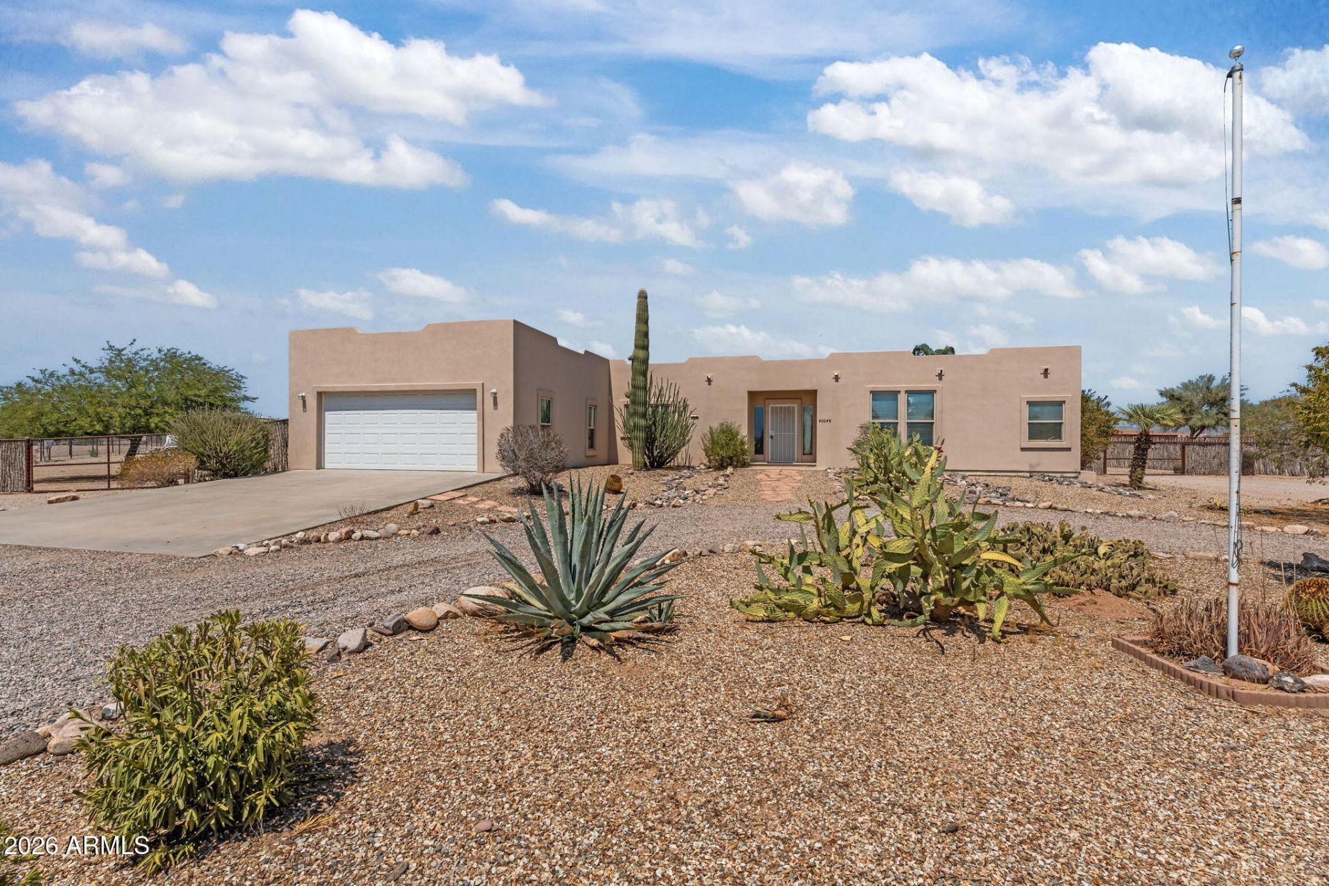 40648 N 251st Avenue, Morristown, AZ 85342