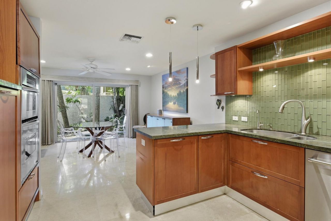 1172 Hillsboro Mile, Unit 2-4, Hillsboro Beach, FL 33062 Photo