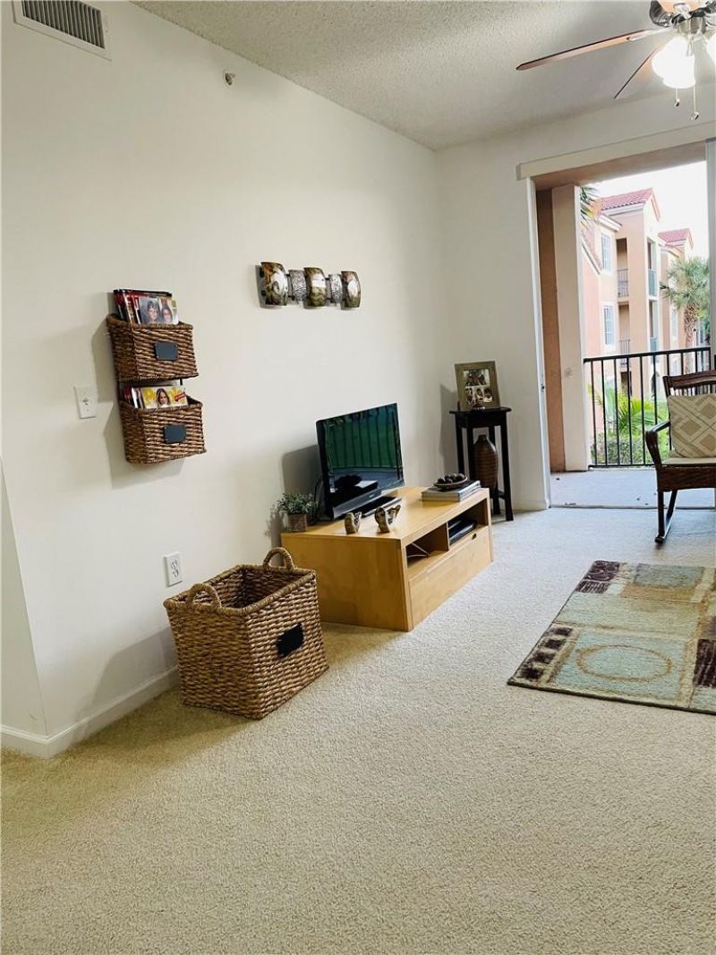8020 N Nob Hill Road, Unit 206, Tamarac, FL 33321 Photo