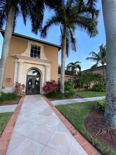 8020 N Nob Hill Road, Unit 206, Tamarac, FL 33321 Photo