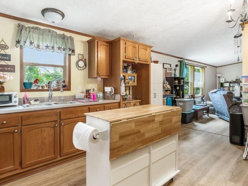 29880 Stage Coach Road , Logan, OH 43138 Photo 7