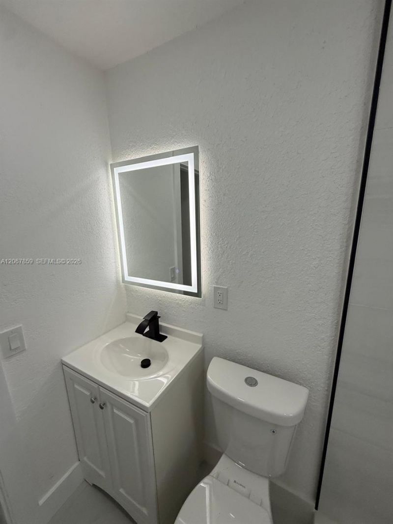 12001 NW 22nd Ave, Miami, FL 33167 Photo