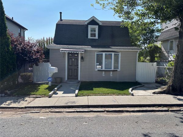 6 Alexander Place , Yonkers, NY 10704
