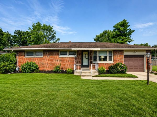 4735 W Ridgewood Road, Springfield, OH 45503