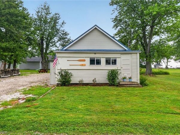 7223 Kenmore Avenue , North Kingsville, OH 44068