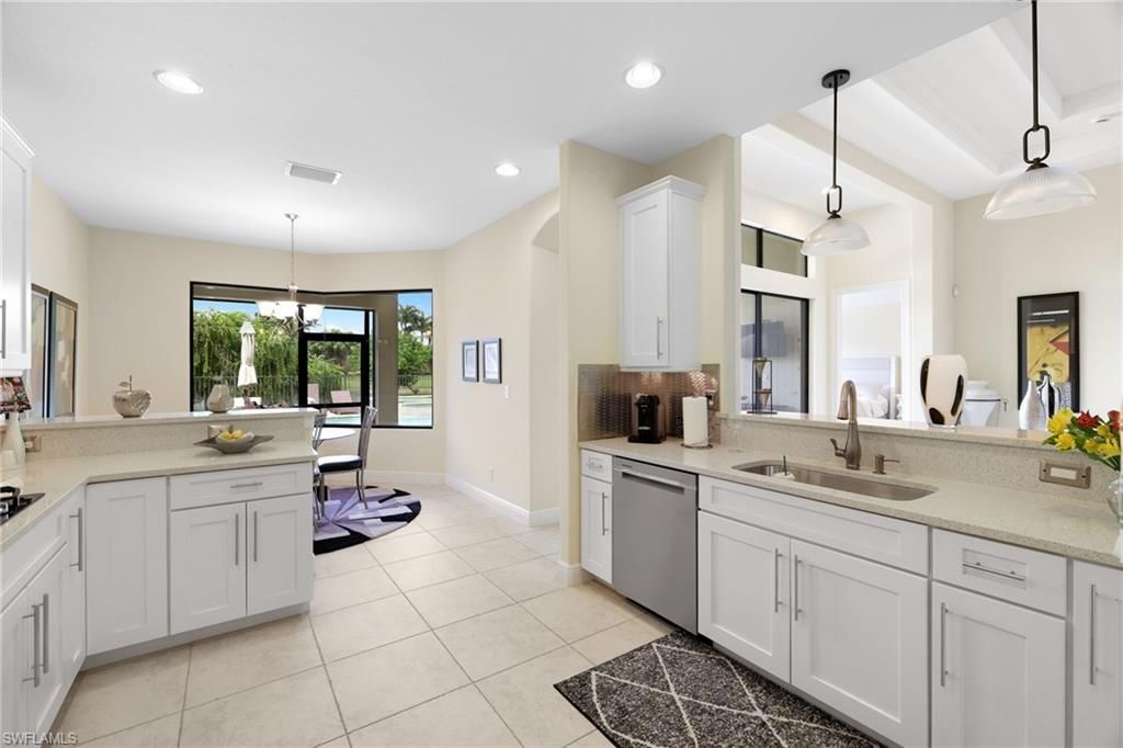 23452 Sanabria Loop, Bonita Springs, FL 34135 Photo