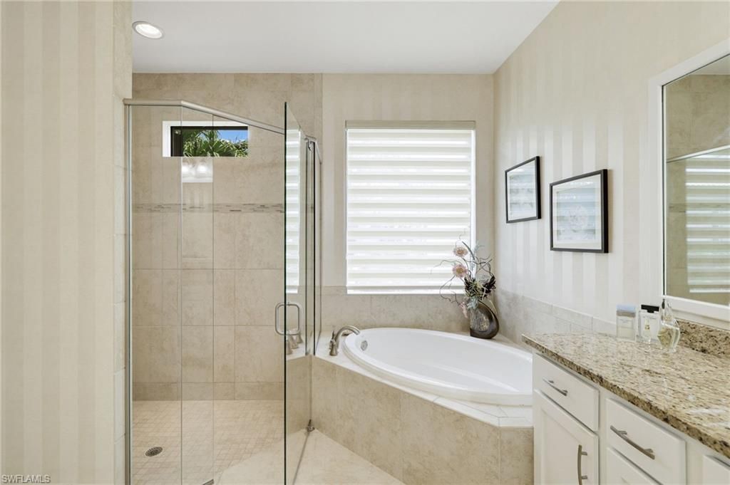23452 Sanabria Loop, Bonita Springs, FL 34135 Photo