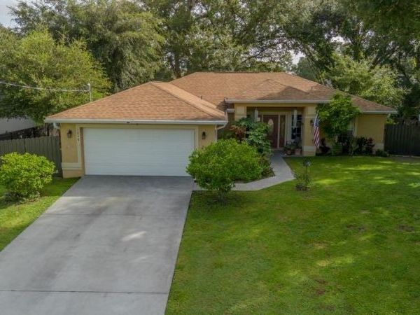 1098 Mission LN, LABELLE, FL 33935