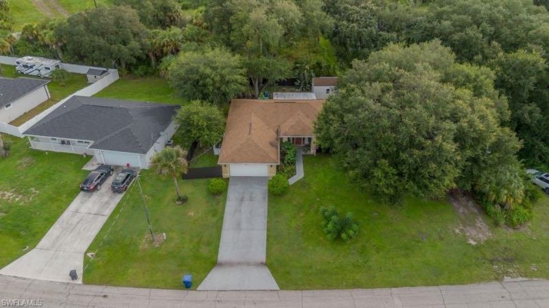 1098 Mission Ln, Labelle, FL 33935 Photo