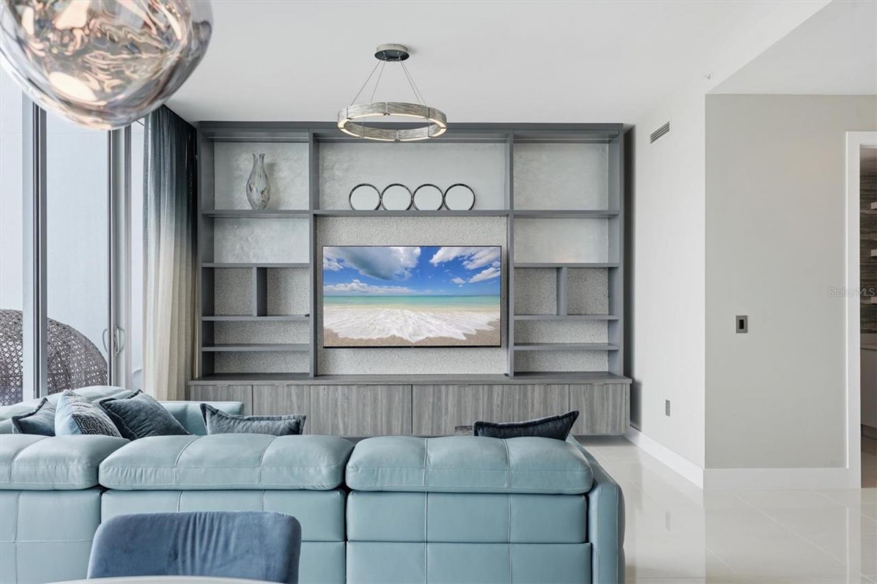 1155 N Gulfstream Avenue, Unit 807, Sarasota, FL 34236 Photo