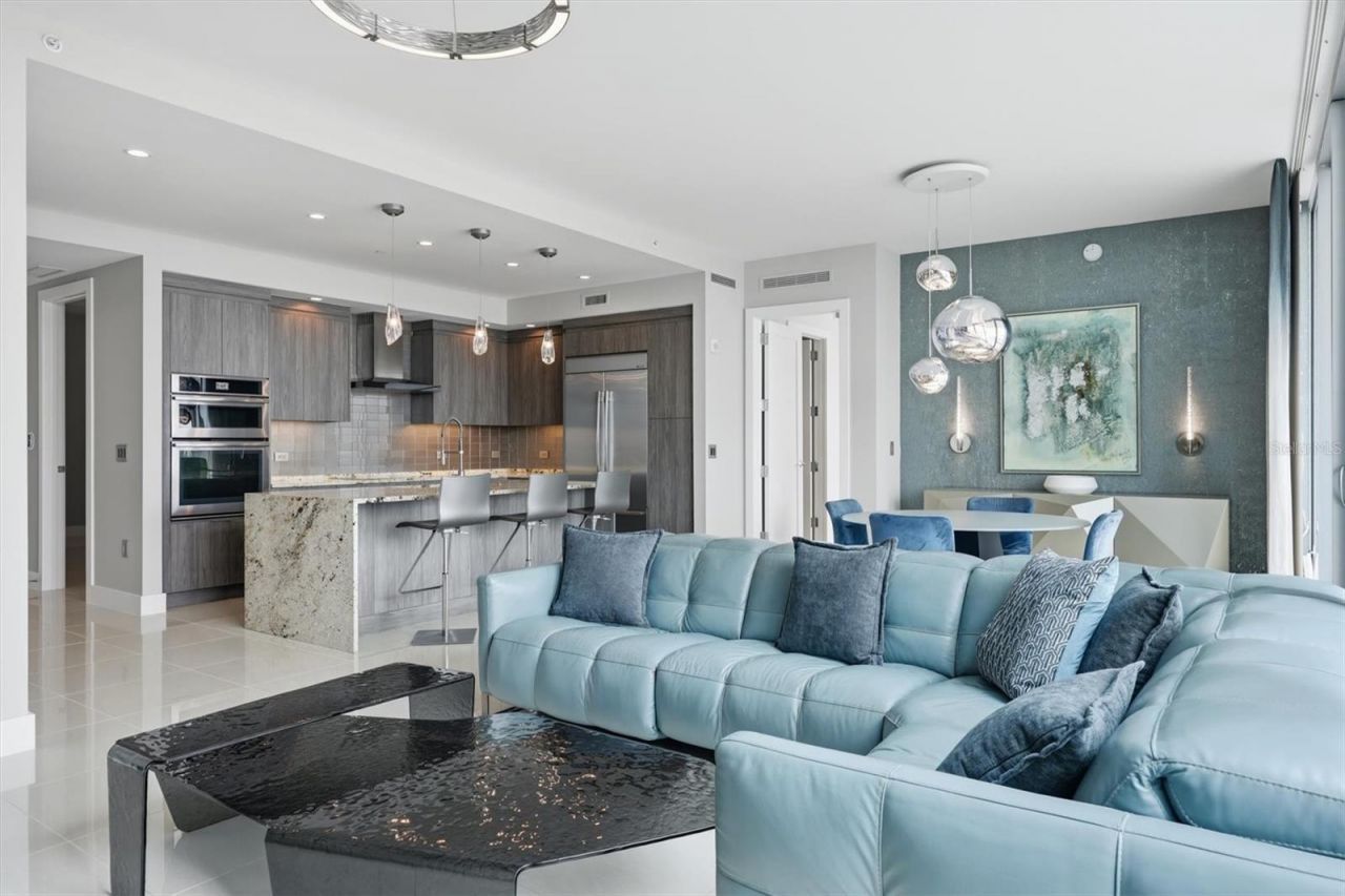 1155 N Gulfstream Avenue, Unit 807, Sarasota, FL 34236 Photo