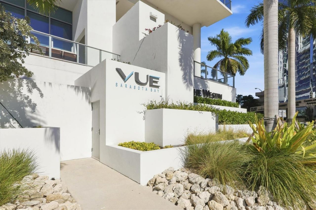 1155 N Gulfstream Avenue, Unit 807, Sarasota, FL 34236 Photo