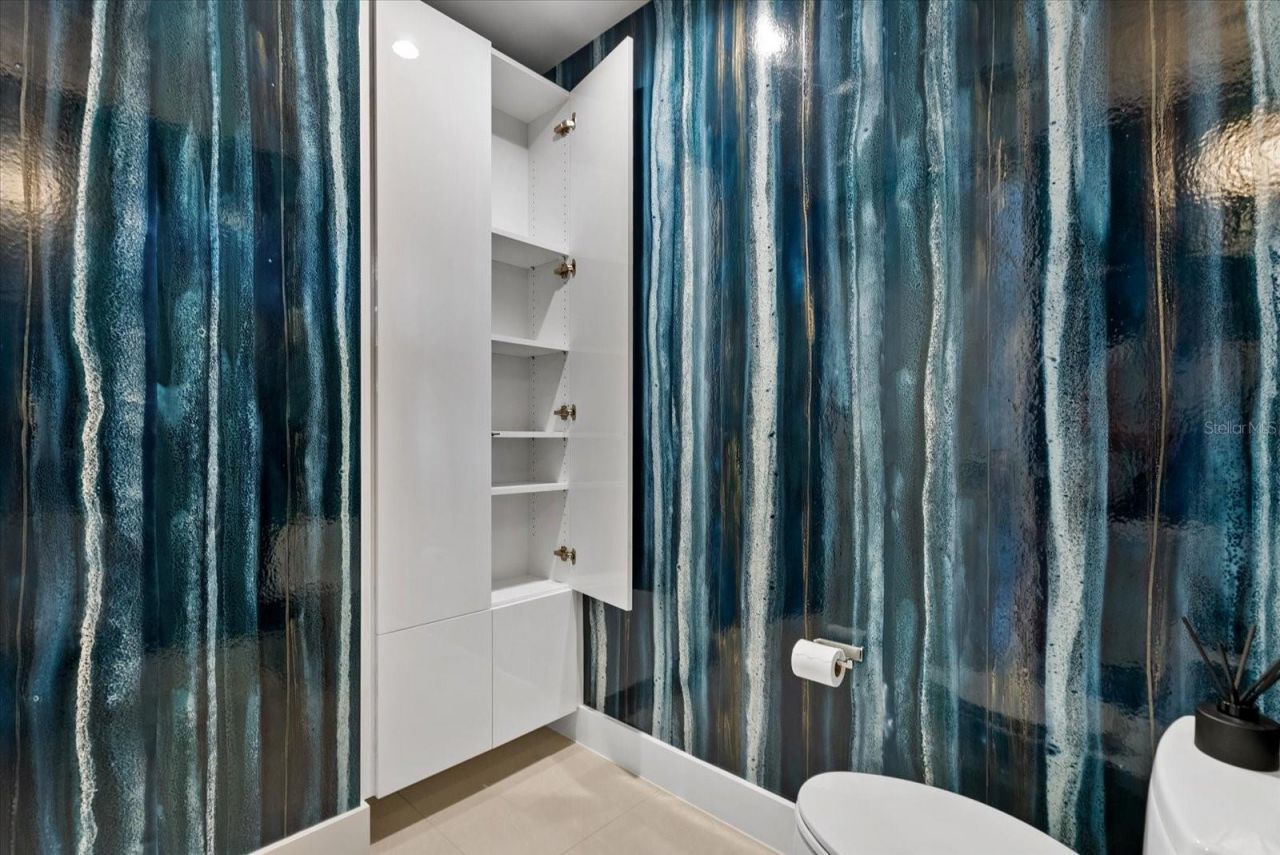 1155 N Gulfstream Avenue, Unit 807, Sarasota, FL 34236 Photo