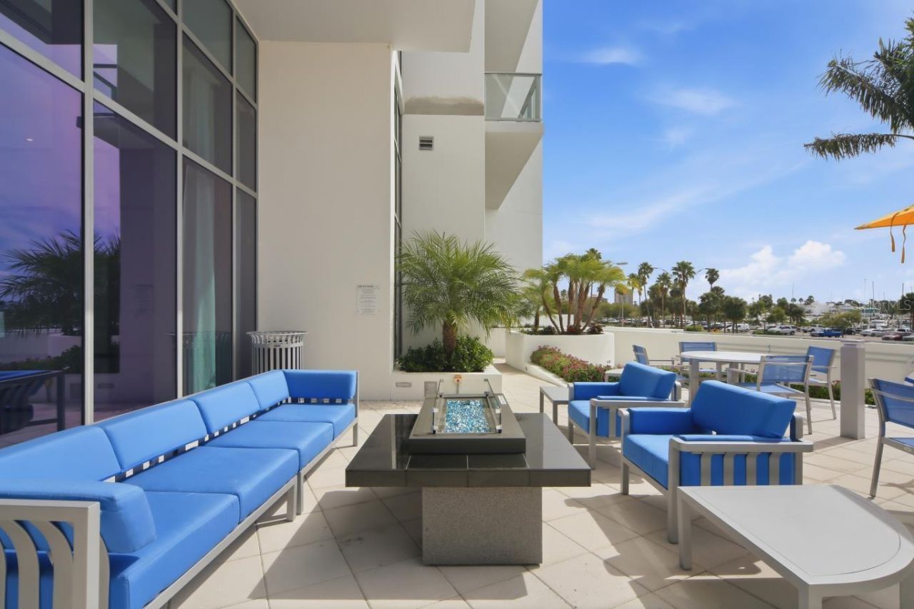 1155 N Gulfstream Avenue, Unit 807, Sarasota, FL 34236 Photo