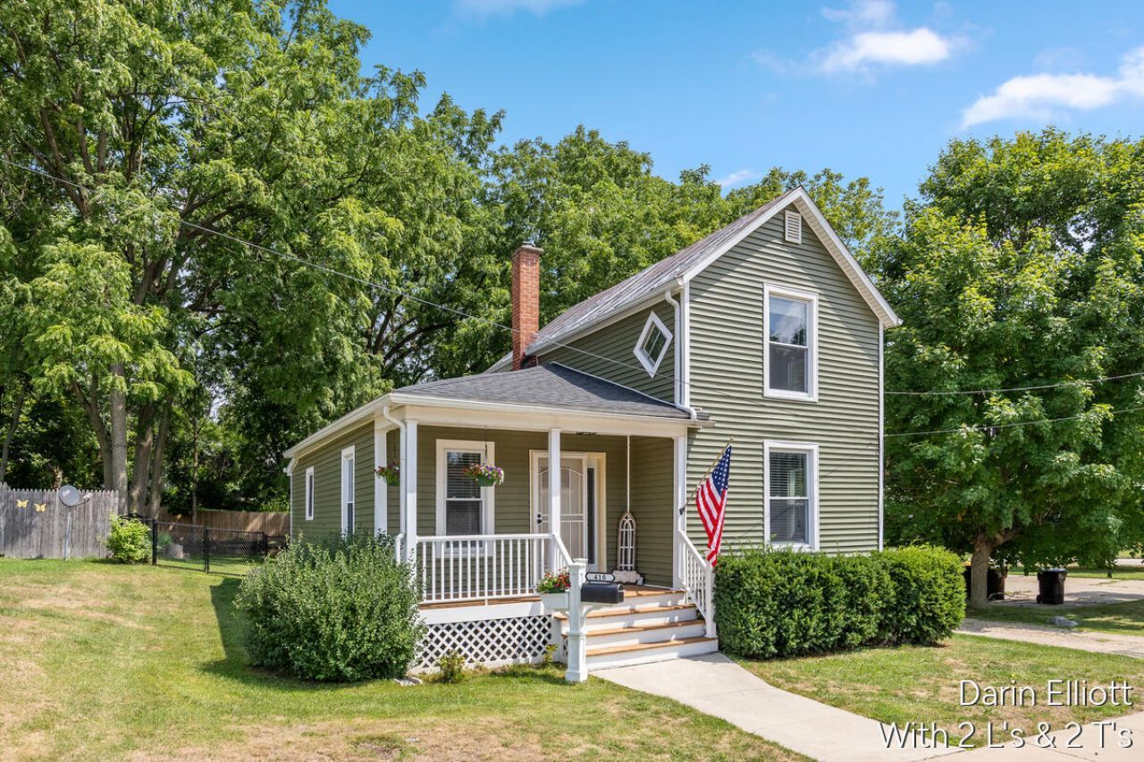 410 Johnson Street, Ionia, MI 48846 Main Photo
