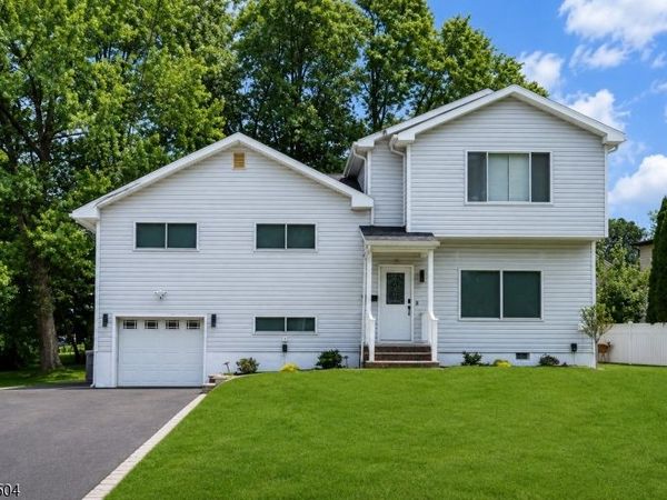 21 John Pl, Cedar Grove, NJ 07009