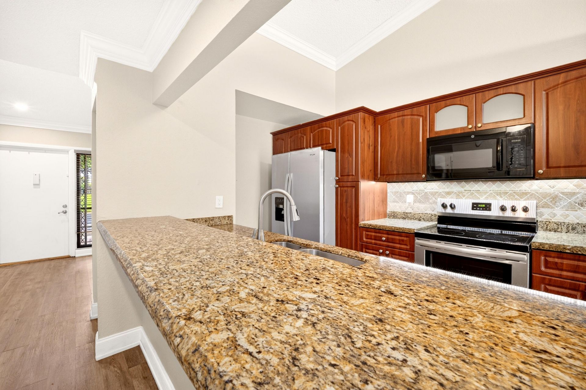 921 NW 122nd Terrace, Pembroke Pines, FL 33026 Photo