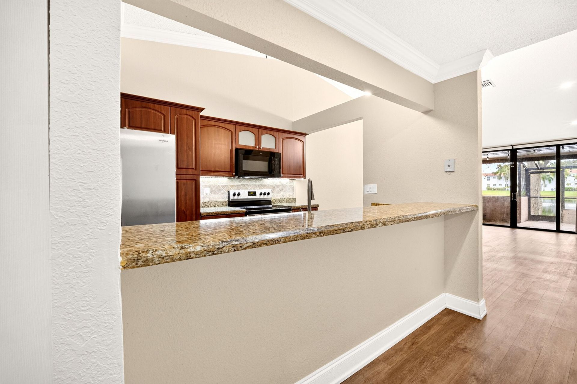 921 NW 122nd Terrace, Pembroke Pines, FL 33026 Photo