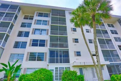 2801 N Palm Aire Drive, Unit 405, Pompano Beach, FL 33069 Photo