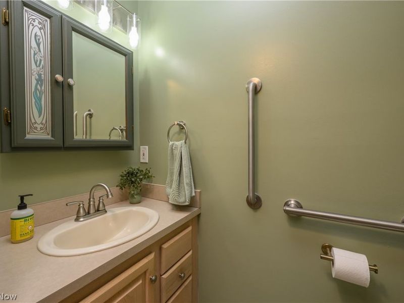 6840 Akron Avenue NW, Canal Fulton, OH 44614 Photo 28