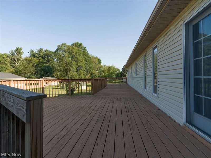 6840 Akron Avenue NW, Canal Fulton, OH 44614 Photo 3