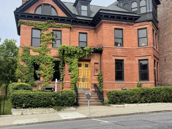 420 Warren Street, Unit 3r, Hudson, NY 12534