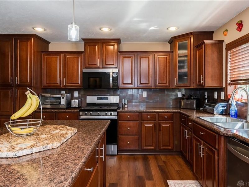 945 Ormsby Drive, Xenia, OH 45385 Photo 13