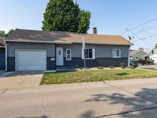 1863 35th Street, Rock Island, IL 61201