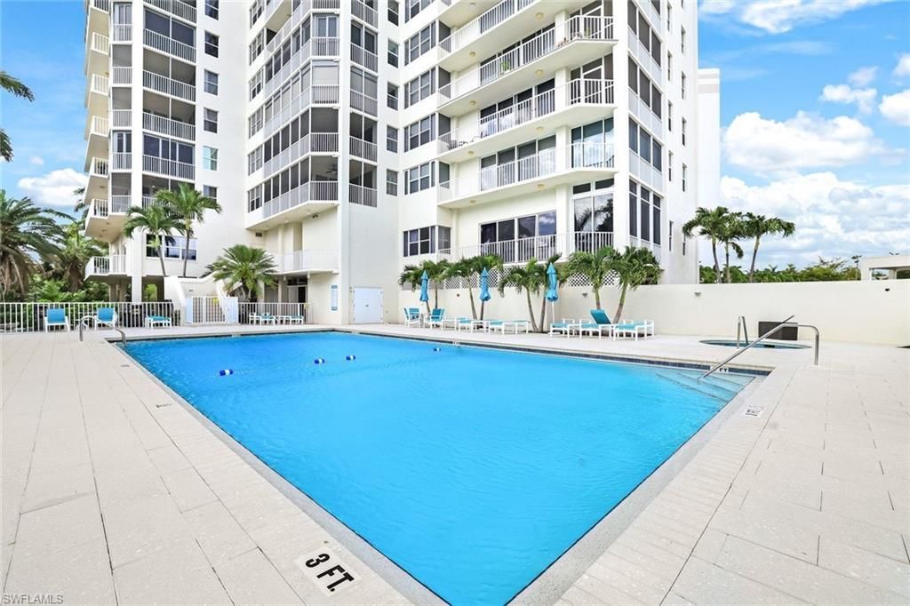 5550 Heron Point Dr, Unit 304, Naples, FL 34108 Photo