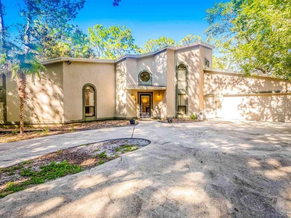 150 Kelly Ln, Valparaiso, FL 32580