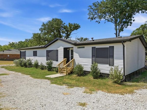 305 Ridgecrest Road, Pottsboro, TX 75076